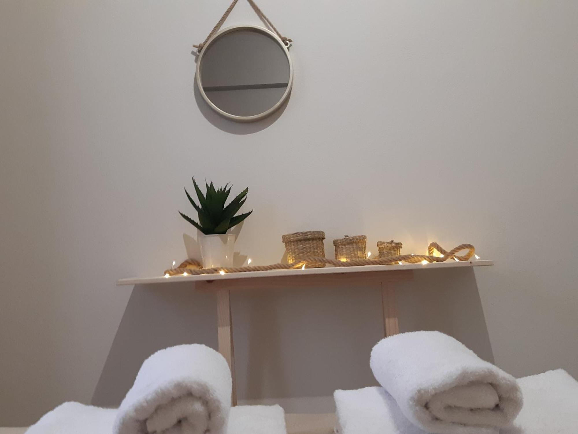Delphic Moments - Sunny App 3Br, 2Ba With View Lejlighed Eksteriør billede