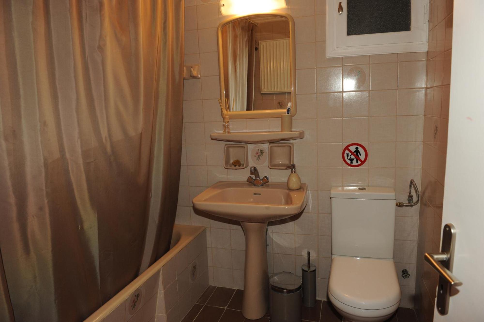 Delphic Moments - Sunny App 3Br, 2Ba With View Lejlighed Eksteriør billede