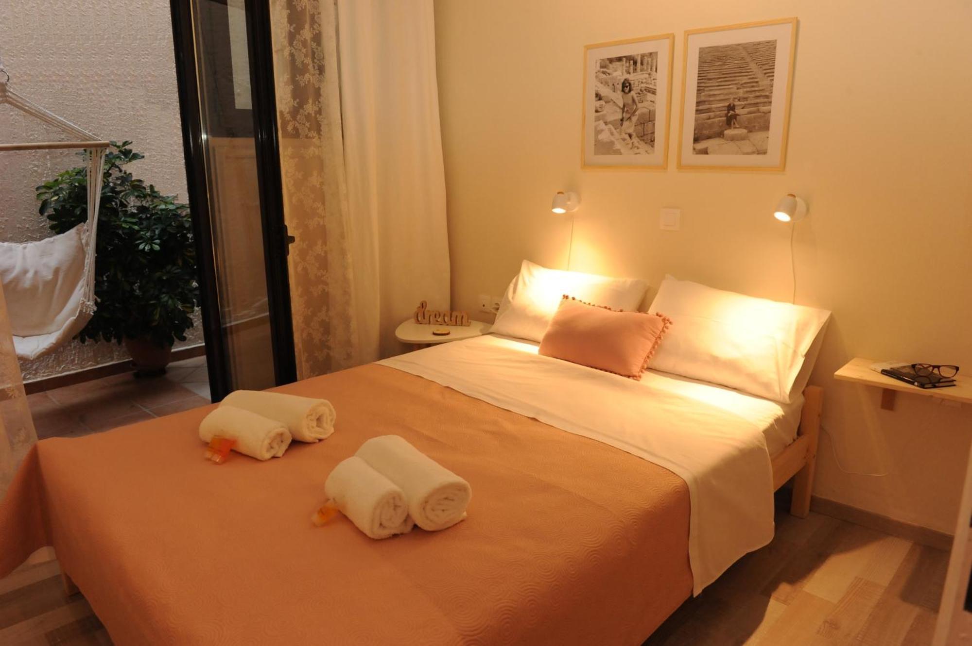 Delphic Moments - Sunny App 3Br, 2Ba With View Lejlighed Eksteriør billede